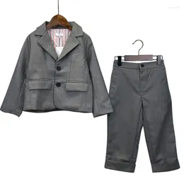 Erkek Suit 2023 Çocuk Spring Boy Takım Seti Sıradan küçük kıyafetler ve sonbahar Kore versiyonu yakışıklı gelgit