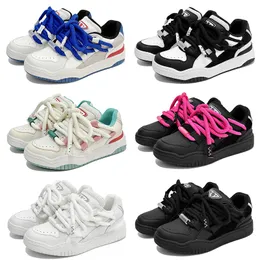 2023 colorful design couple style casual shoes man breathable black pink blue white sports outdoor