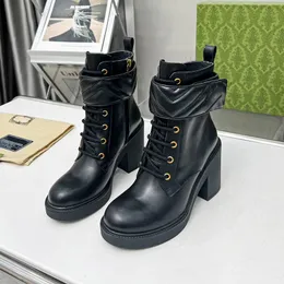 Designer Platform Boots Womens Martin Ankle Boot Fashion Black Chunky Heels Cowskin Leather Lace-Up Motorcykelstövlar Sidan Dragkedja Size 41