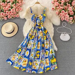 Grundläggande casual klänningar Summer Bohemian ärmlös lång klänning Kvinnors sexiga spaghettirem Hög midja blomma tryck Semesterstrandklänningar Vestido M78905 230726