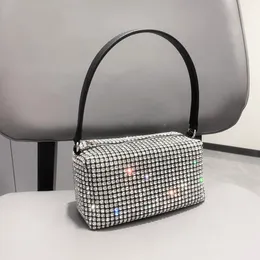 Kvällspåsar Handtagare Rhinestones Evening Bag Silver Crystal Bling Top Handle Påsar för kvinnors plånböcker och handväskor Lyxdesigner Kvinnväska 230726