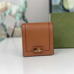 Luxurys Designer Wallets Men Men Women Bamboo Coin Purches有名なスタイリストカードホルダー高品質のファッションレターマーククラッチJackie1961 Ophidia Bags Original 082523