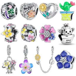 Women Designer Charms Plant Flower Series Pendant European and American Fashion Jewelry Diy Fit Pandora Necklace Armband Högkvalitativa pärlor