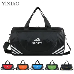 Bolsas ao ar livre à prova d'água Nylon Bolsas de ginástica ao ar livre Yoga Sports Training Bolsas masculinas femininas Fitness Travel Storage Crossbody Sport Bags 230727