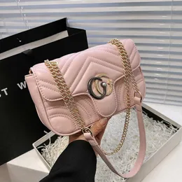 2023 Vendite dirette in fabbrica di alta qualità Baobao Women's New Korean Edition INS Large Capacity Lingge Chain Fashion Versatile One Shoulder Crossbody Small Square Bag