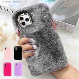 Mobiltelefonfodral Kvinnor Luxury Fluffy Plush Fur Phone Case för iPhone 11 Pro XR XS Max 6 6S 7 8 Plus Warm Furry Smart stötsäker mjuk täckning Z230728