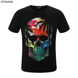 Baskılı Philipps Plein Bear T Shirt PP Erkek Tasarımcı Tshirts Marka Giyim Erkekler Rhinestone Grafik T-Shirt Kafatası Bling Stone Klasik Yüksek Kalite Pp1014