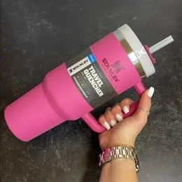 40oz rostfritt stål Stanley Pink Cups Tumbler med logotyphandtag Lock Straw Big Capacity Beer Mugg Water Bottle Powder Coating Campin303Z