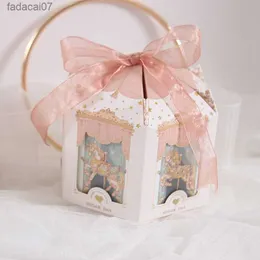Karuzelowe papierowe pudełko prezentowe Favours and Gifts Party Baby Shower Candy Opakowanie Pudełko urodzinowe Dekoracje prezentowe pudełka L230620