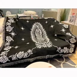 Blankets Maria Blanket The Virgin Mary Tapestry Office Air Conditioning Red Black Nap Living Room Sofa Ornaments 230727