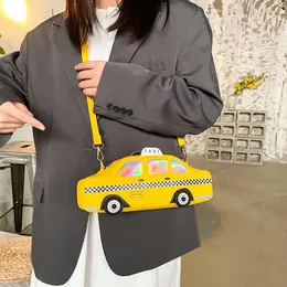 Kvällspåsar gul taxi form axelväska för kvinnor söta tecknad plånböcker och handväskor flickor crossbody kvinnlig clutch läder