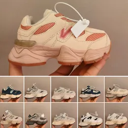 Kids Running Shoes Top 9060 Joe Freshgoods Infant Sneaker Suede 1906R Designer Penny Cookie Pink Baby Shower Blue Sea Salt Outdoor Trail Sneakers