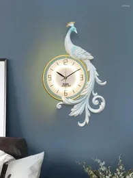 Väggklockor Creative Peacock Living Room Clock Home Fashion Personlighet Specialformad hängning