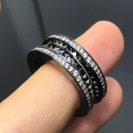 Ny lyxdesign Titanium Steel Ring Black Fashion Ring för älskare Parring för gåva