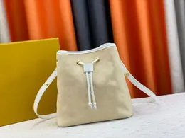 High quality latest cotton embroidered bucket bag. Women's shoulder bag crossbody bag wallet 22852