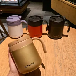 Tumblers 1pc 350 مل 500 مل من الفولاذ المقاوم للصدأ القهوة Thermos القدح بارد الزجاجة والمياه الحرارية مع Handgrip Office Flask Flask Cup 230727