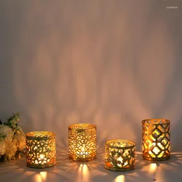 Mum Tutucular 1 PCS NORDIC Yuvarlak İçi Demir Kupası Adive Tealight Tutucu Düğün Partisi Masa Dekoru İçin Romantik Şamdan