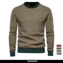 Mężczyzn Swetery Aiopeson bawełniane splicowane pullover SWEATER MĘŻCZYZNIE Mężczyźni Casual Omase O Neck Quality Mens Winter Fashion na 230728