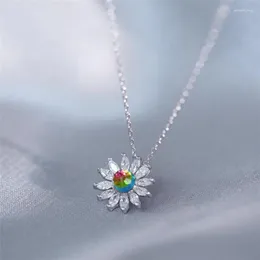 Pendanthalsband Sole Memory Cute Crystal Sun Flower Chrysanthemum Gradient Silver Color Clavicle Chain Female Necklace Sne452