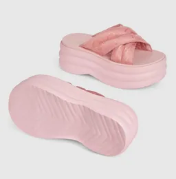 Lüks Yaz Kadın Platformu Slayt Sandalet Ayakkabıları Yastıklı Naylon Kauçuk Taban Orta Topuklu Lady Sandalias Elegant Marka Yürüyüş EU35-40
