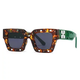 56% de desconto no atacado de óculos de sol Square Ins Style Modern Mirror Hollow Frame Sunglasses 86614