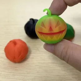 Contenitori per cera da fumo in silicone a forma di zucca in vasetto da 3 ml Scatola riutilizzabile Contenitore in silicone porta utensili dab Colore misto