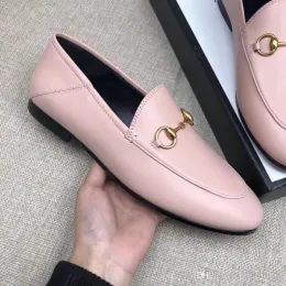 Jordaan Leather Loafer Designer de luxo Sapatos planos femininos 100% genuínos de pecão metal fivela feminina Sapatos casuais de couro para homens de alta qualidade