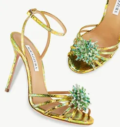 有名なブランドAquazzuras Women Stardust Sandals Shoes Jewelled Flower-Embellishing Stileetto Heels Flaty Dress Party Bridal Lady Sandalias EU35-41、