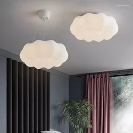 Hängslampor moderna kreativa moln lampa sovrum matsal hem dekorativ AC110-220V LED hängande ljusbelysningsarmaturer