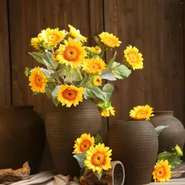 Dekorativa blommor 1st 3heads Sunflower Decor Artificial Realistic Silk Daisies For Table Home Arrangement Wedding Party