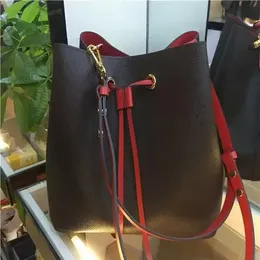 Drawstring designer bag tote bag luxurys handbags The lightweight configuration fits the body rhythm Embossed leather Trendy bucket bag Interior Slot Pocket Soft