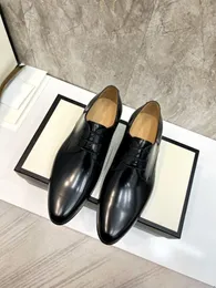 Projektant luksusowy sukienki męskie buty fioletowy wzór drukowania towarzyskiego eleganckiego man biura Oxford impreza dla dorosłych zapato formalne hombres