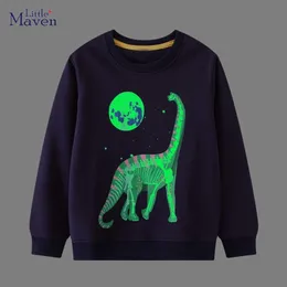 Hoodies Sweatshirts Little maven Baby Boys Luminous Sweatshirt Algodão Outono Roupas Casuais com Dinossauro e a Lua Moda para Crianças 230729