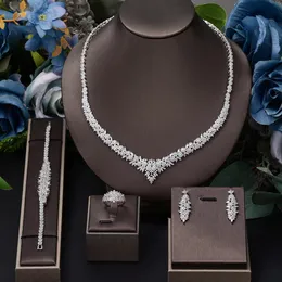 Zestawy biżuterii ślubnej 4 sztuki cyrkonu panny młodej Pełny zestaw biżuterii damskiej luksus Dubaj Nigeria CZ luksusowy kryształowy naszyjnik ślubny zestaw 230729