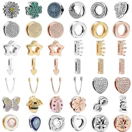 Andra S925 Silverfärgreflektioner Klipppärlor Charms Round Crystal Crown Heart Love Fit Original Women Armband179D