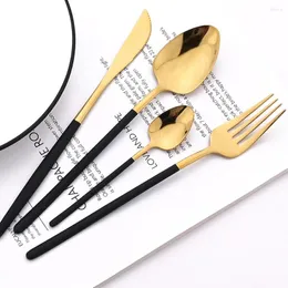 Flatvaruuppsättningar 8/16/24pcs Cutlery Set Black Gold 18/10 Rostfritt stål Western Fork Spoon Kniv Cogerware Kitchen Tabeller