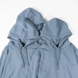 Morandi Haze Blue Hooded Fleece Pocket Pure Color Joker Design Feels Tidig Autumn Coat för män och kvinnor