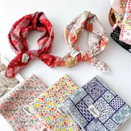 Schals Spanien Mode Marke Designer Schal Duftende Blumen Baumwolle Viskose Schal Quadrat Taschentuch Wrap Dame Haarbänder Band 70 70 cm