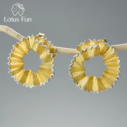 Stud Lotus Fun Creative Pencil Shavings Designörhängen Real 925 Sterling Silver 18K Gold For Women Gift Fine Jewelry 230729