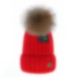 New Thick Autumn Beanies Real Raccoon Fur Ball G G Letter Cappelli lavorati a maglia Casual Unisex Landlord Fashion Hat