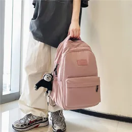 Dagpaket Koreansk stil Nylon Kvinnor Ryggsäck Högkvalitativ vattentät för Teenage Girl School Bag Laptop College Student 230731