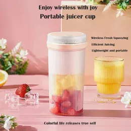 Juicers Mini Juicer Wireless Fresh Squeezing Electric Portable Multifunctional Equipped With A Powerful Motor USB Charging Cup