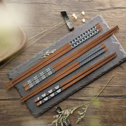 Flatvaruuppsättningar 5 par Natural Bamboo Chopsticks Återanvändbara klassiska japanska stil Chop Sticks Gift Diskmaskin Safe 8,8 tum