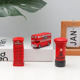 Dekorativa figurer Objekt England Retro Red London Telefonboxbuss Post Model Ornament Children's Room Decoration Harts Crafts