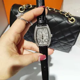 Inne zegarki moda tonneau zegarek dla kobiet najlepsze marka luksusowa zegarek w pełni diamentowe zegarki dla kobiet kwarcowych zegarek relojes para mujer m020 J230728