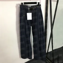 Jeans di lusso Pantaloni da donna in denim con cintura Pantaloni firmati a vita alta Charm Lady Jean Long Pant Fashion