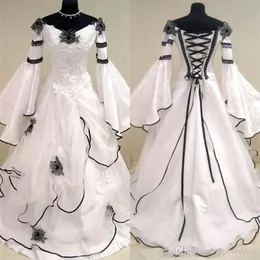 Renaissance vintage svartvita medeltida bröllopsklänningar Vestido de Novia Celtic brudklänningar med passform och flare ärmar flowe3427