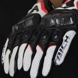 Nowa rękawiczka z rękawicy z uzbrojonej w kolorze z uzbrojenia w siatce RS-Taichi Moto Racing RST390 Rękawice motocyklowe Motocross Motorbike Rękawica z włókna węglowego GL317E