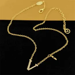 Ladies Designer Jewellery Letter Pendant Necklace Classic Brand Jewelry Girls Party Ornaments Wedding Accessories with Box