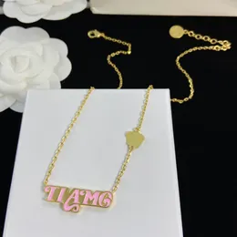 Neue klassische Luxusmarke Anhänger Halskette TiAmo Brief Anhänger Goldkette Schöner Kopf im amerikanischen Stil Mode Persönlichkeit einfach für Frauen Party Geschenk